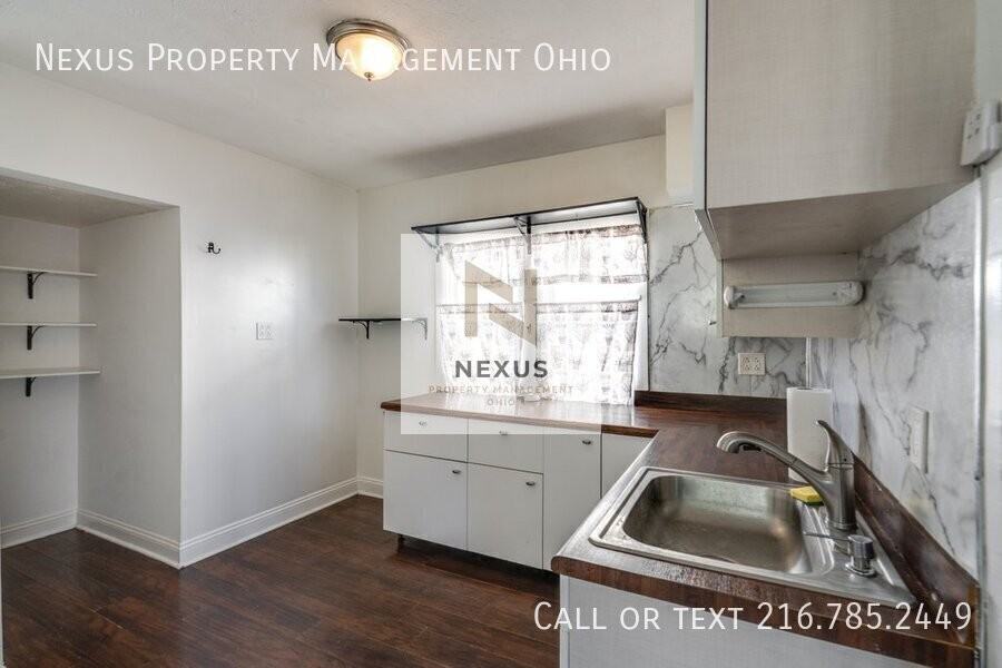 4276 W 21st St - Photo 6 of 15