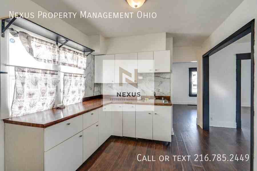 4276 W 21st St - Photo 7 of 15