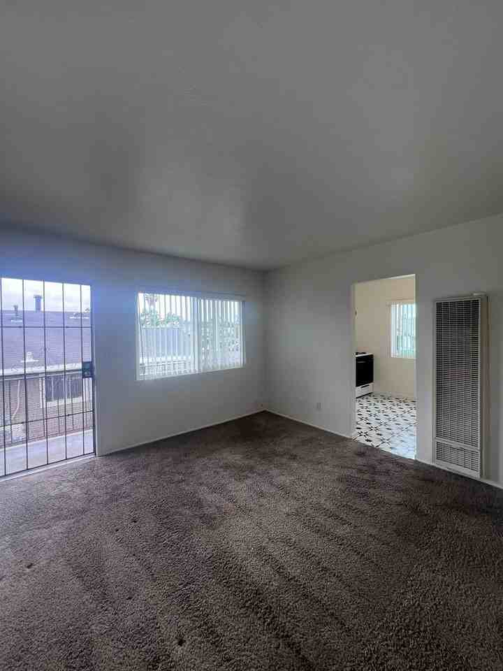 4178 Swift Ave #C - Photo 3 of 11