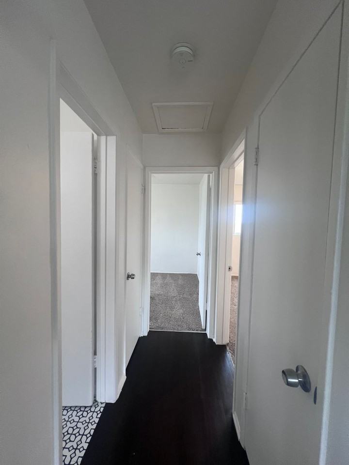 4178 Swift Ave #C - Photo 6 of 11