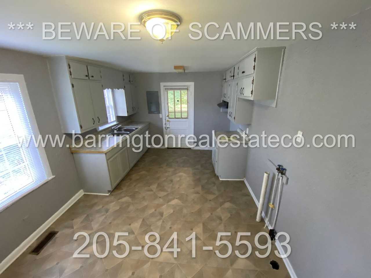 829 Jackson Blvd - Photo 3 of 4