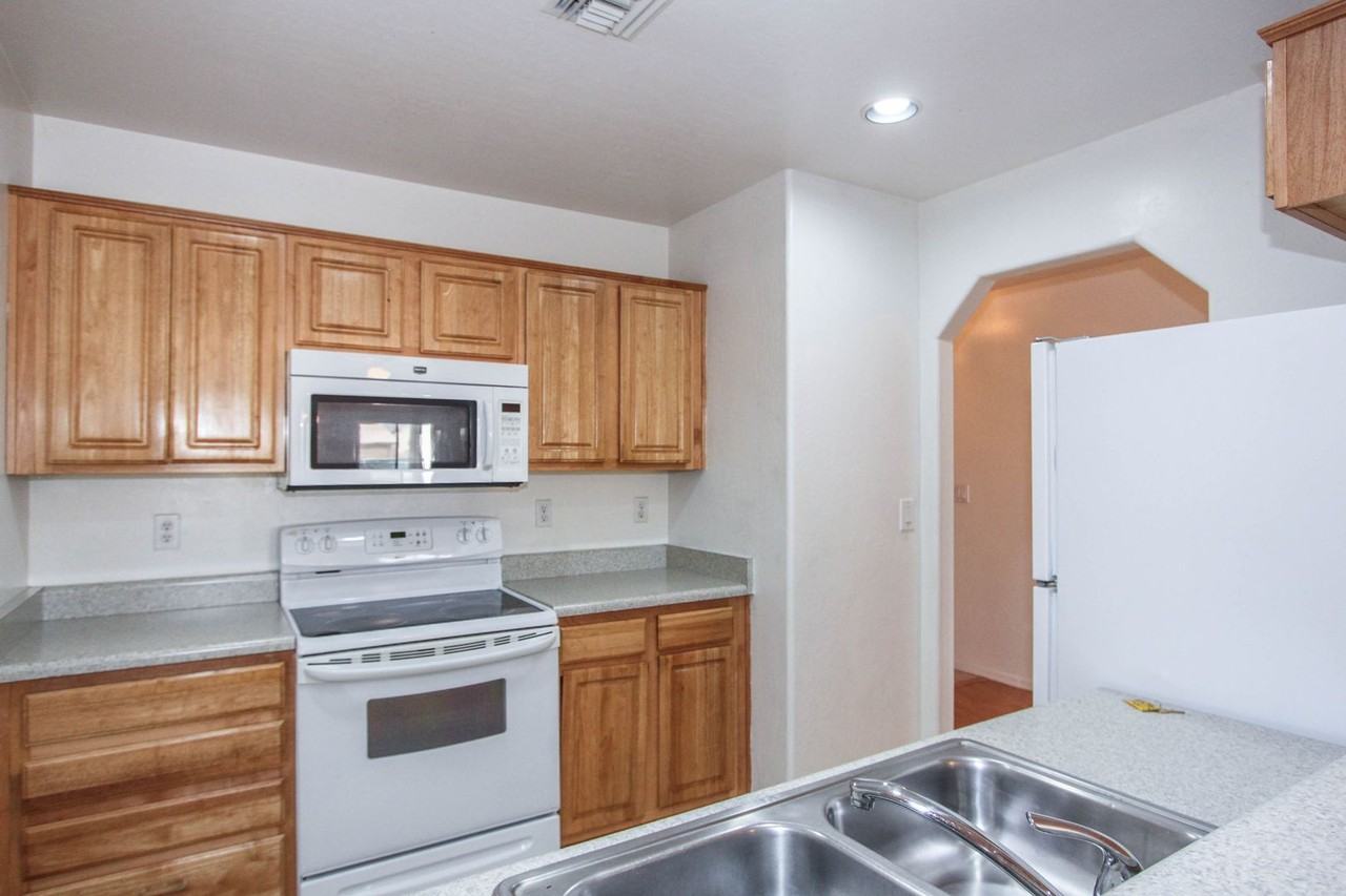 9266 E Swift Trail Dr #1 - Photo 3 of 19