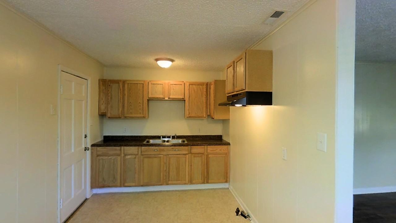 1020 Meadowbrook Blvd #1 - Photo 3 of 5