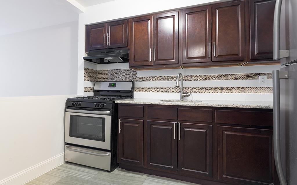 275 S Harrison Street - Photo 5 of 9