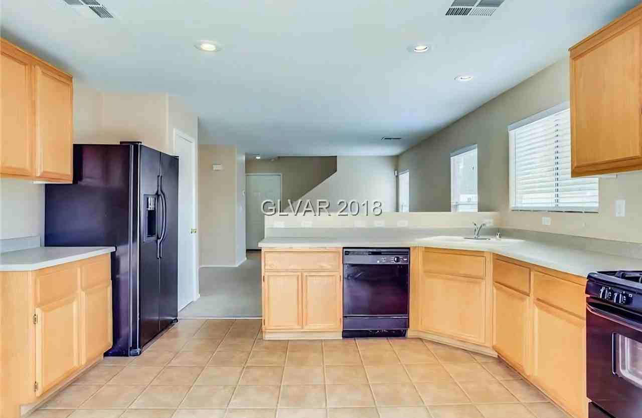 7244 Nova Ridge Ct - Photo 5 of 19