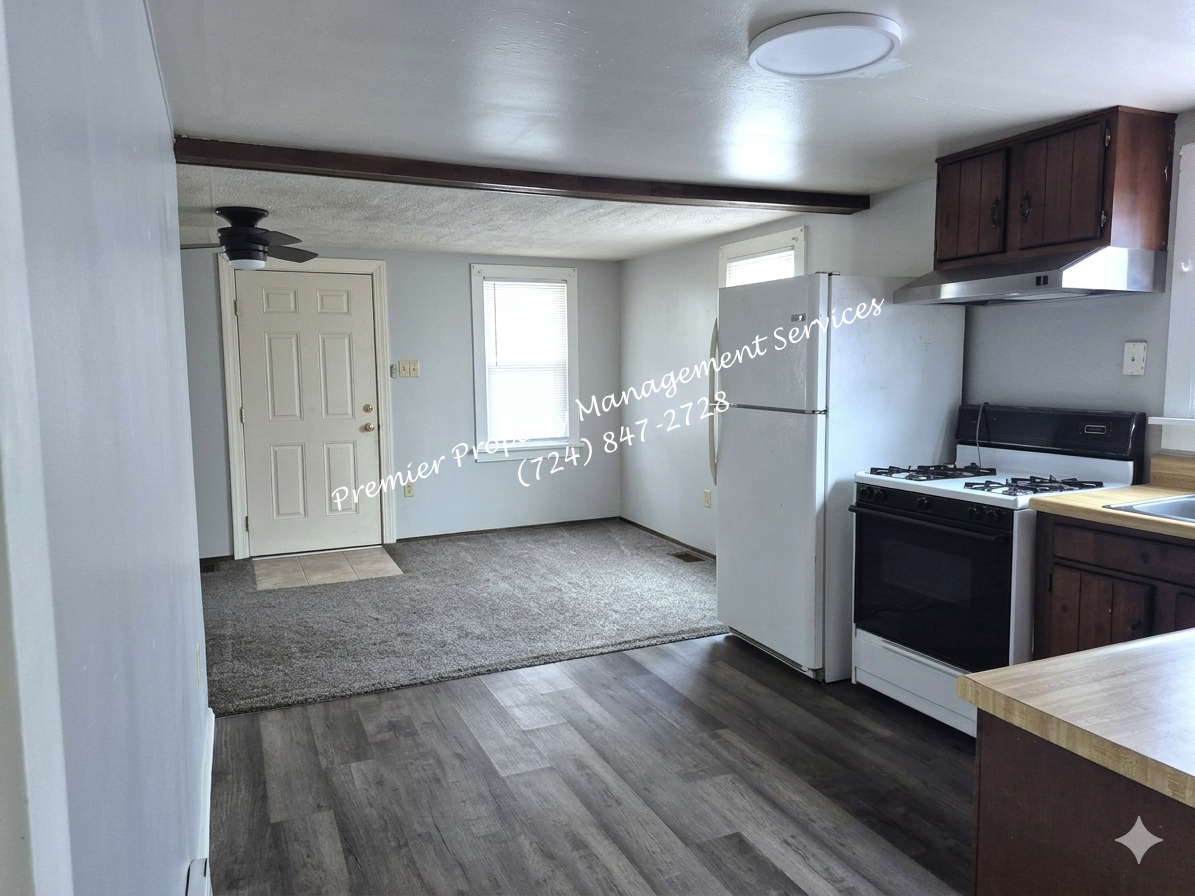 905 Crawford Street, Unit 3 - Photo 5 of 11