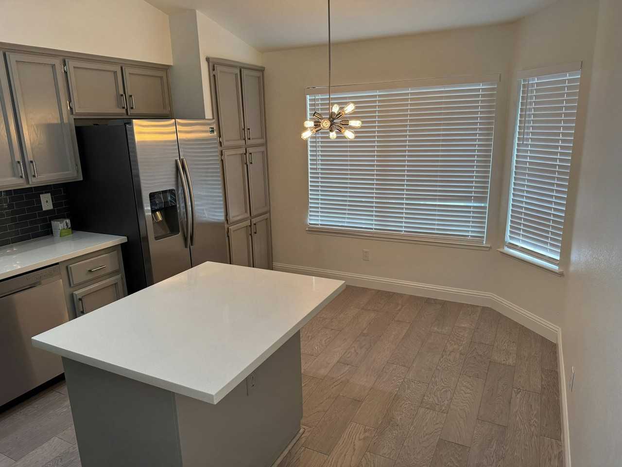 8294 Sunny Creek Way - Photo 4 of 10