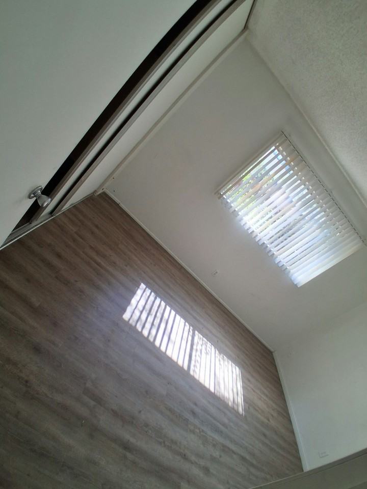 19227 California 18, Unit 5 - Photo 3 of 12