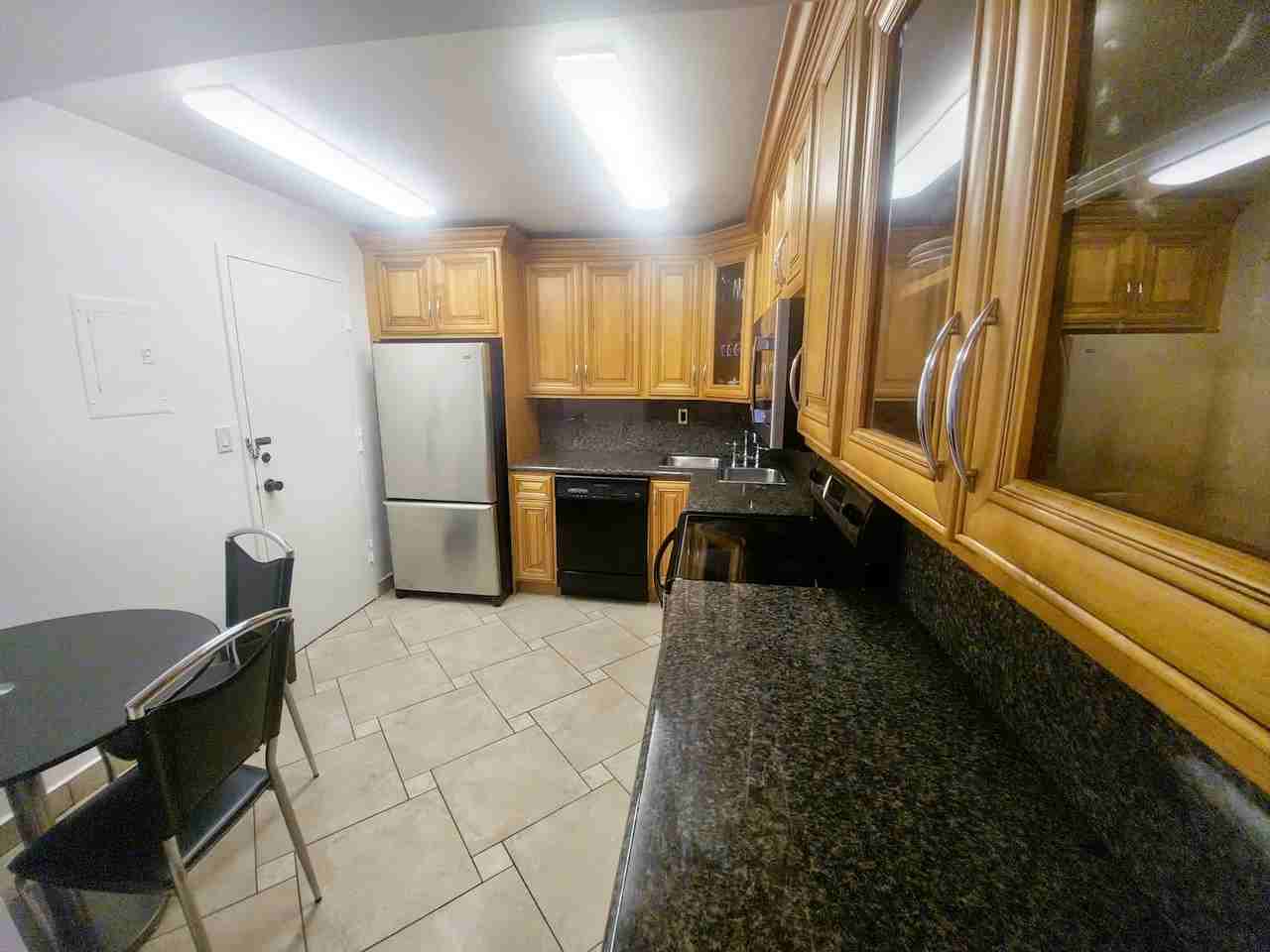 1833 S Ocean Dr - Photo 7 of 21