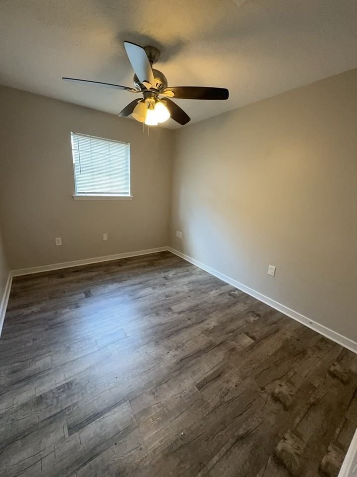 105 Suzanne Cove, Unit A - Photo 6 of 13