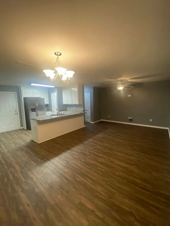 2328 Middleton Road - Photo 4 of 7