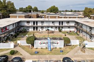 featured image of 4741 Ridgeway Dr