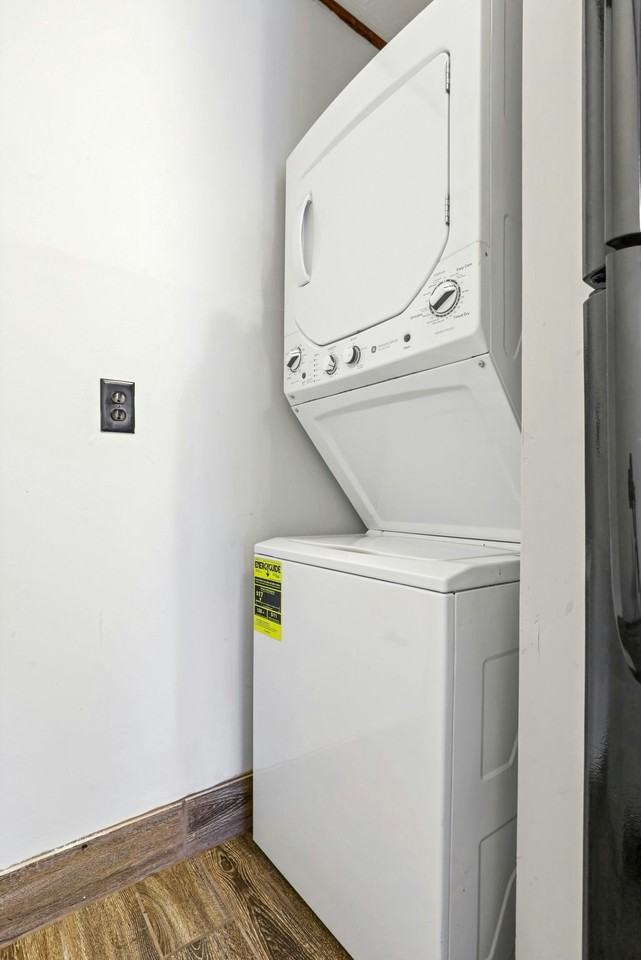 454 E 16th Ave, Unit A - Photo 6 of 13