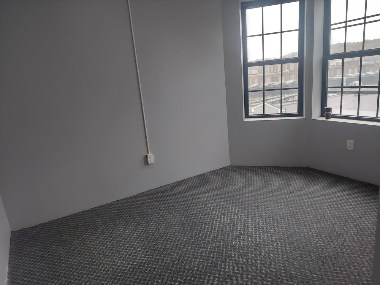 1-5 Lunenburg Street - Photo 7 of 10