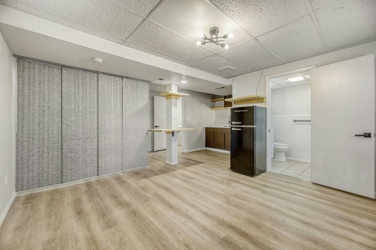 5441 South Cedar Street, Unit B - Photo 3 of 10