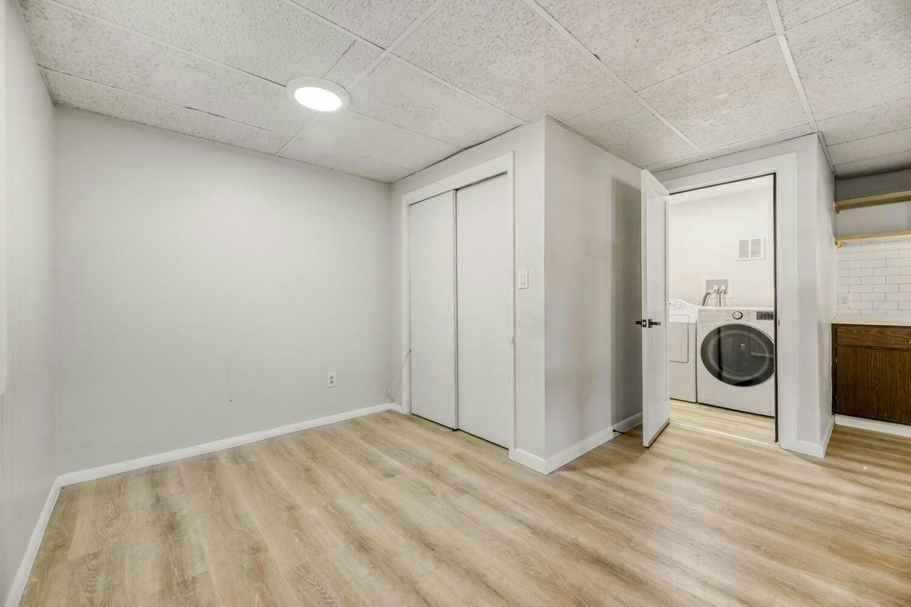 5441 South Cedar Street, Unit B - Photo 7 of 10