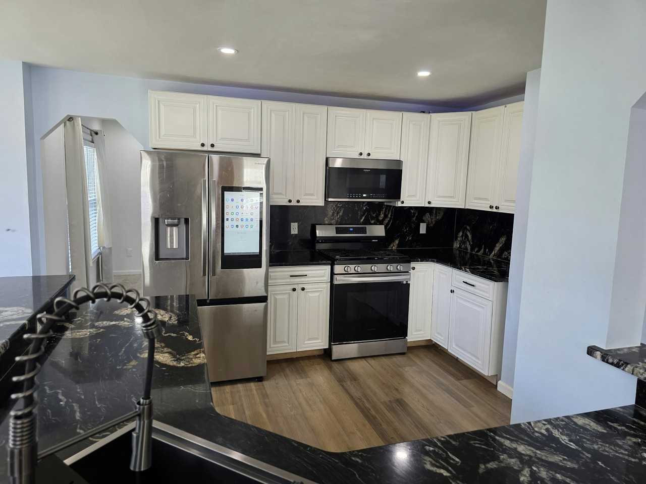 3217 Winterberry Ct - Photo 6 of 50