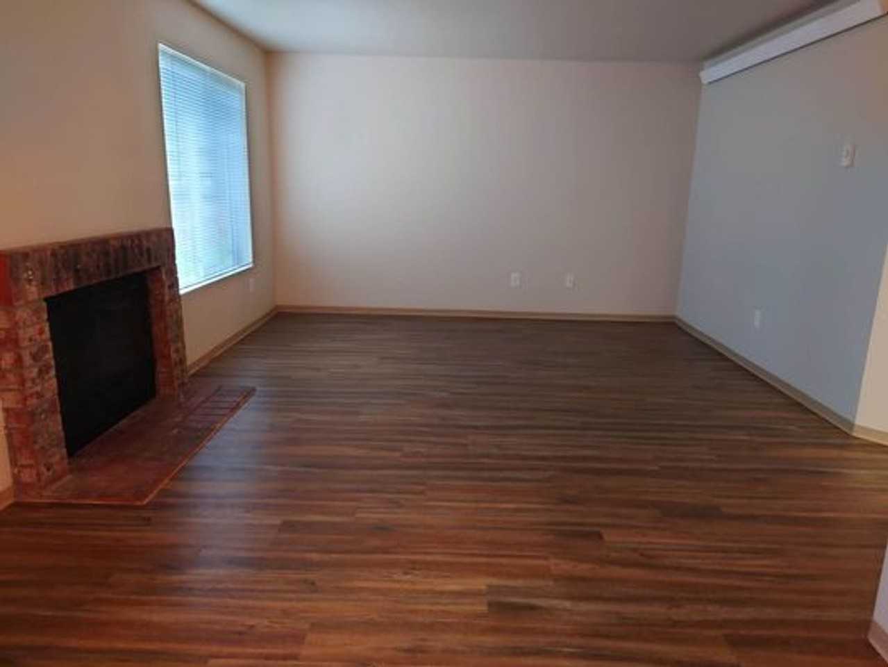 Lexington Apartments - Photo 2 of 19