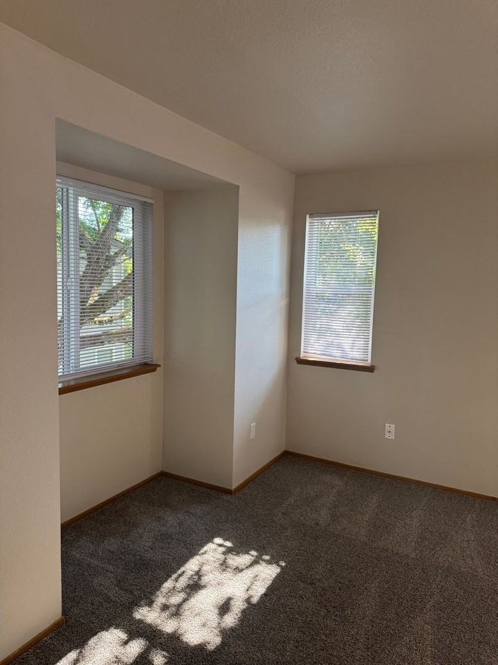 Lexington Apartments - Photo 4 of 50