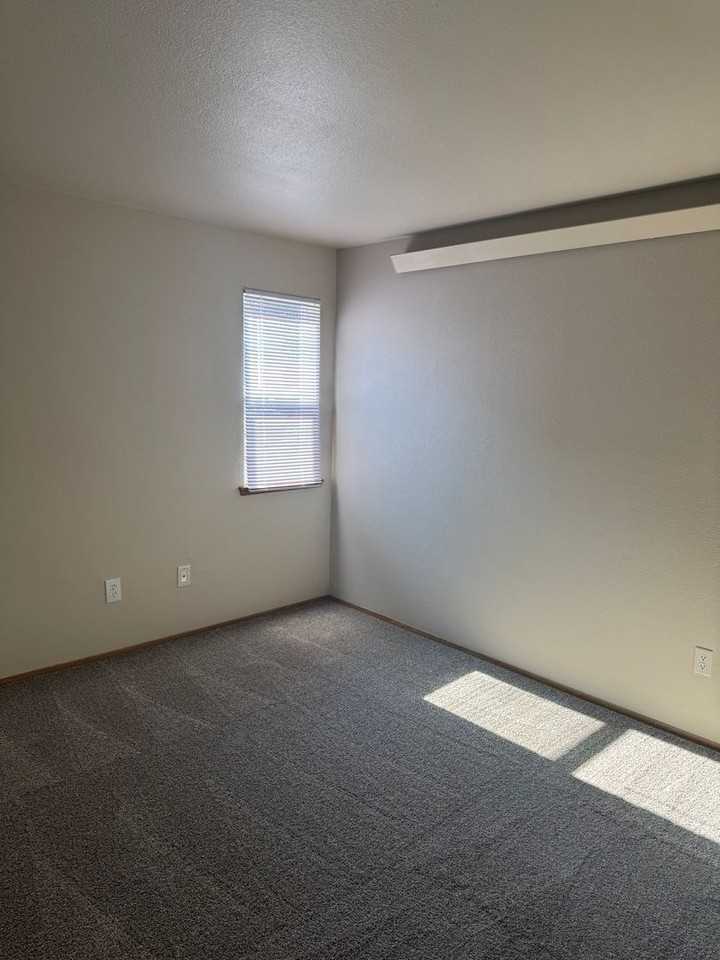 Lexington Apartments - Photo 5 of 50