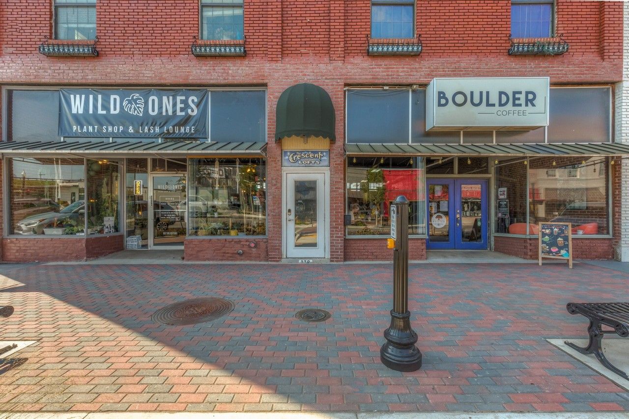 118 North Main Street - Photo 3 of 20