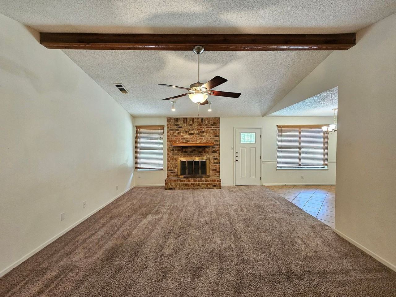 3201 Paintrock Dr - Photo 6 of 20