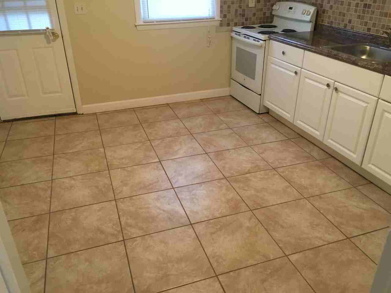 Princeton Court Apartments - Photo 5 of 18