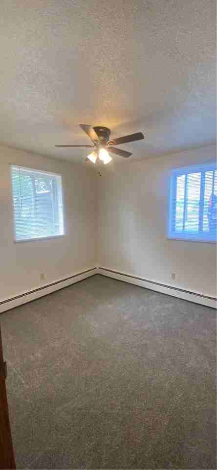 510 3rd Avenue South - Photo 3 of 6