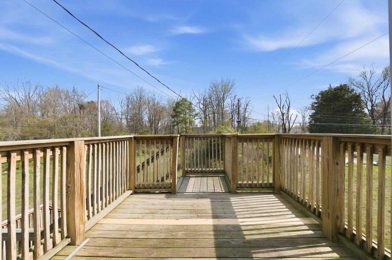 Rebecca Dr. 1019 B - Photo 3 of 10