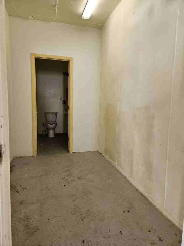 1750 W Hadley Ave - Photo 5 of 9