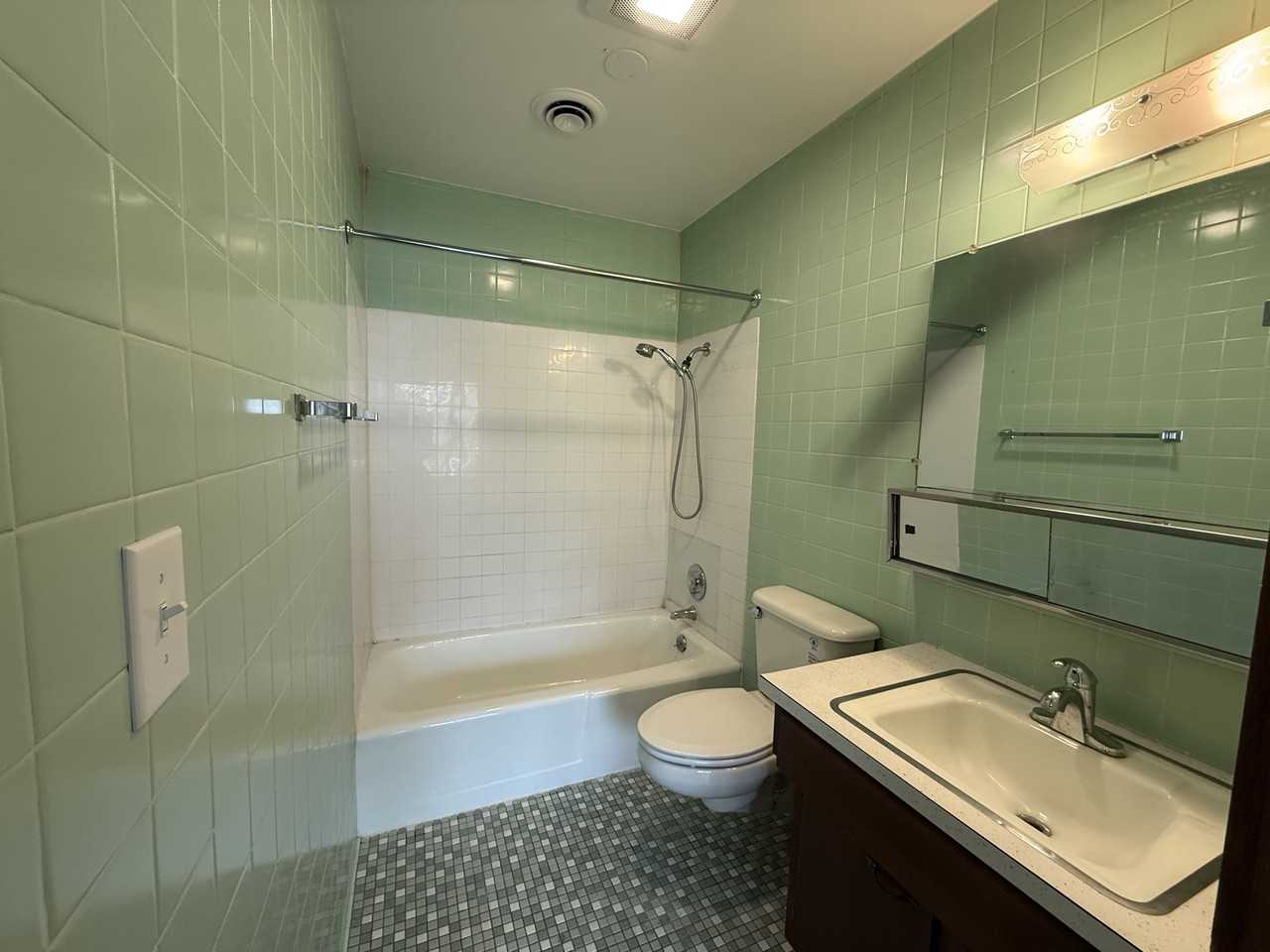 211 North 34th Street (New) - Photo 7 of 8