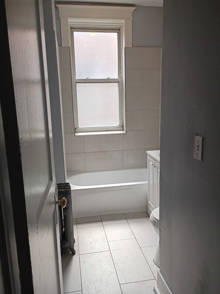 4535 S Calumet Ave #4535-3 - Photo 4 of 4