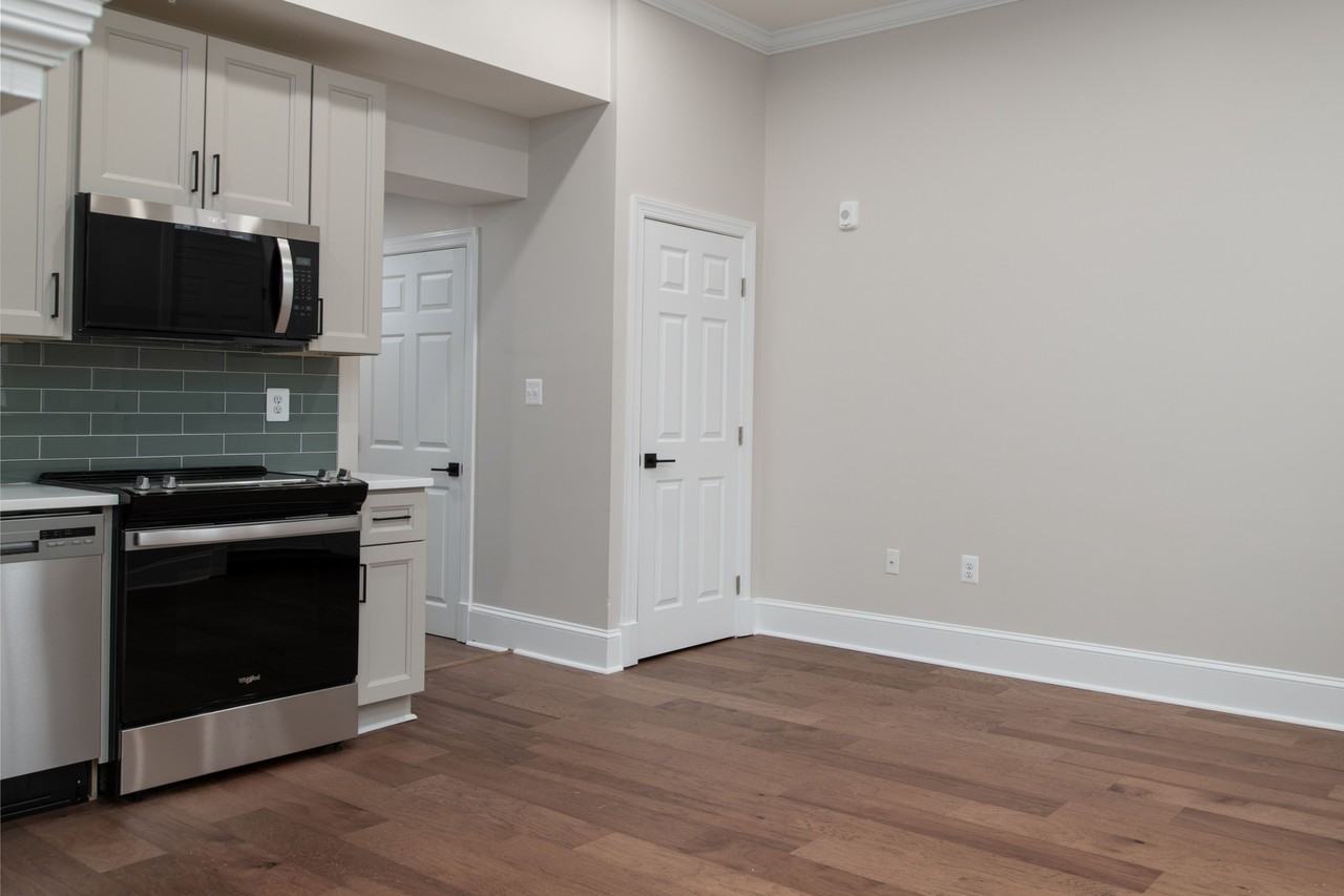 1 East Montgomery Street - Photo 2 of 12