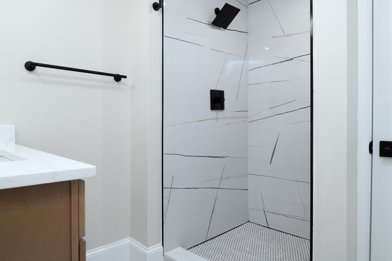 1 East Montgomery Street - Photo 5 of 12