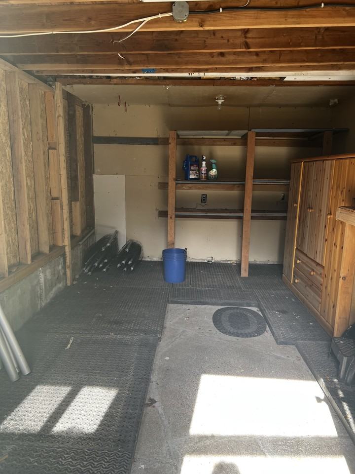 146 Hawthorn Ln #1 - Photo 4 of 23