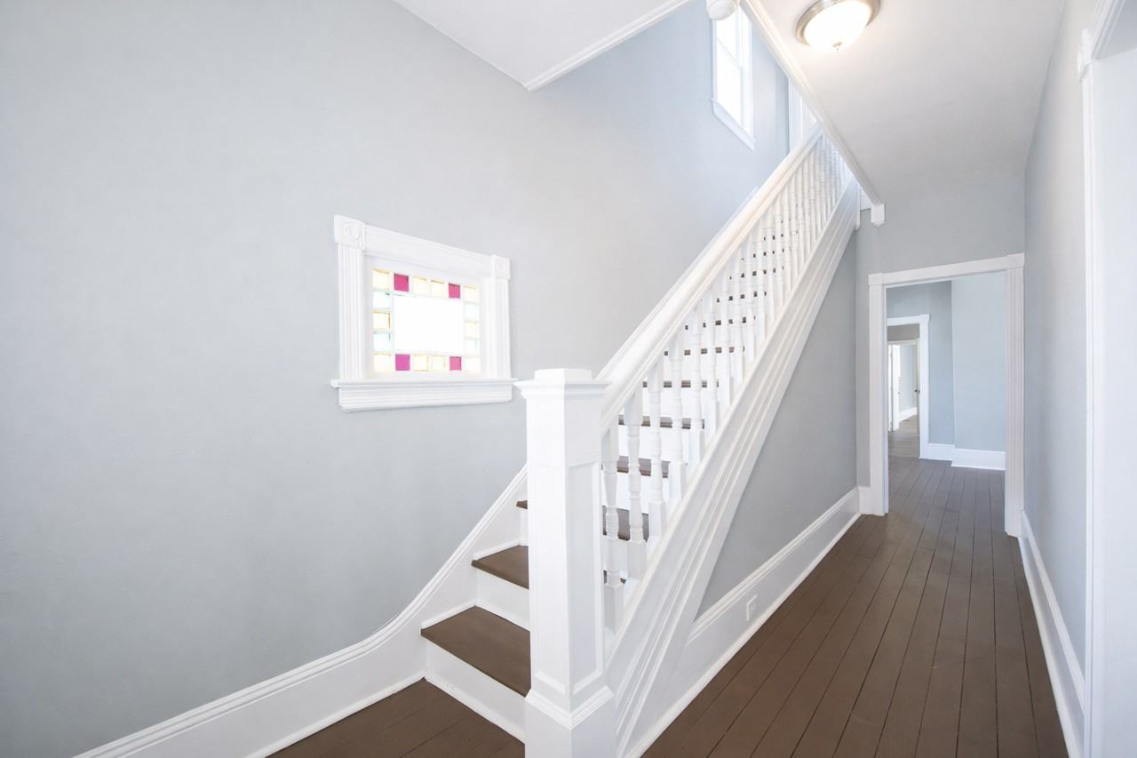 131 Bridgeboro St #1 - Photo 7 of 18