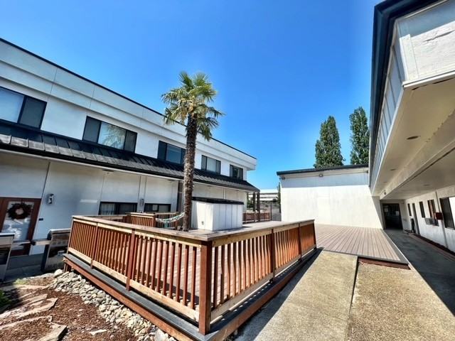 Poplars Apartments - Photo 2 of 19