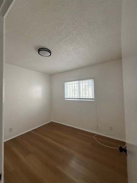 11106 S. Normandie Ave. - Photo 4 of 8