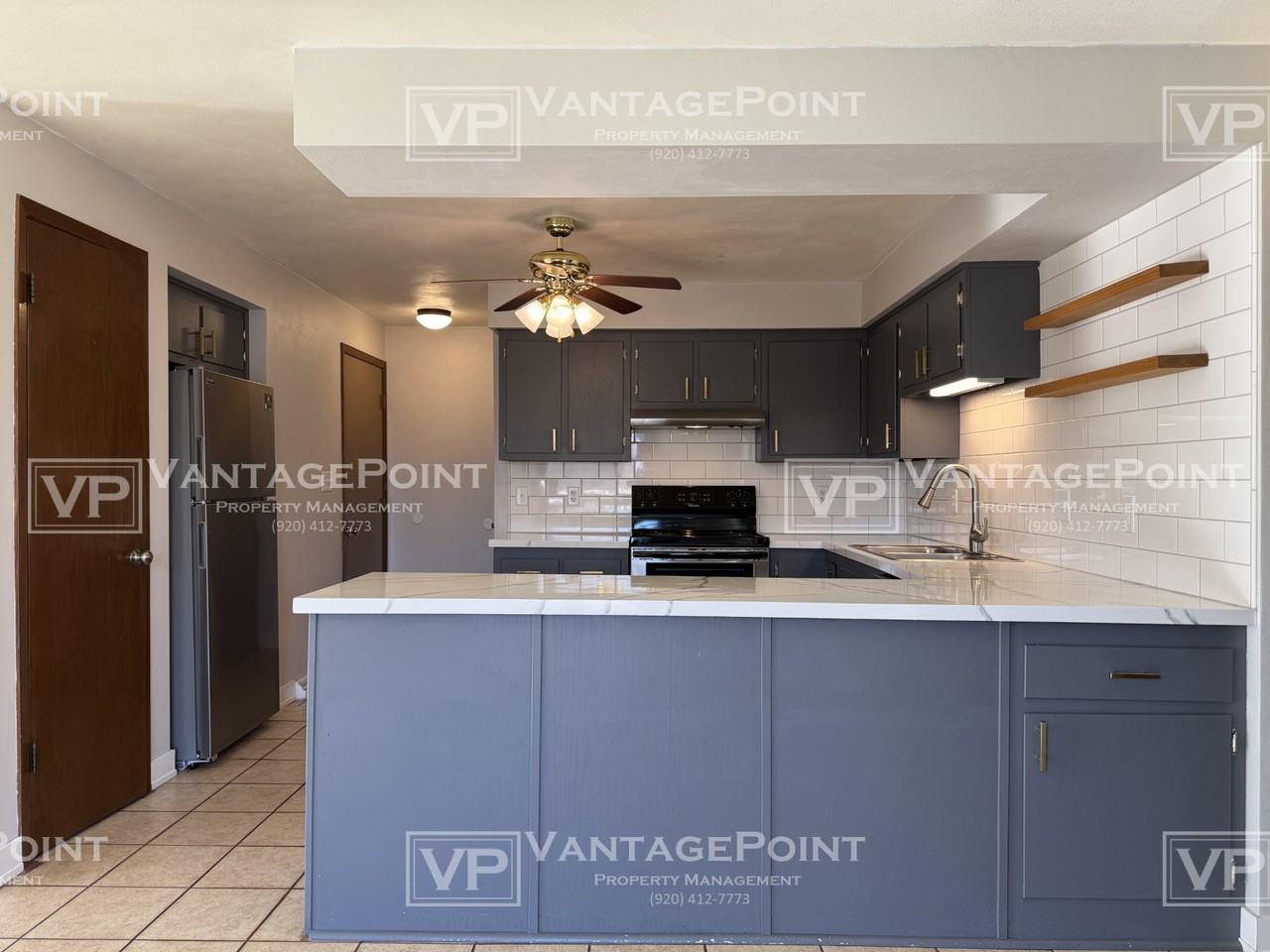 910 Washington St #910 - Photo 4 of 15