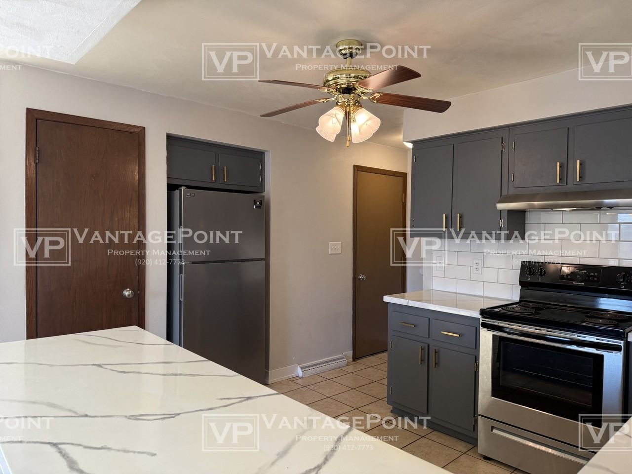 910 Washington St #910 - Photo 5 of 15