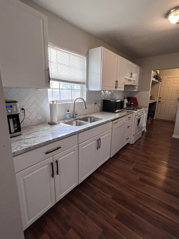 515 E Main St #1 - Photo 3 of 17