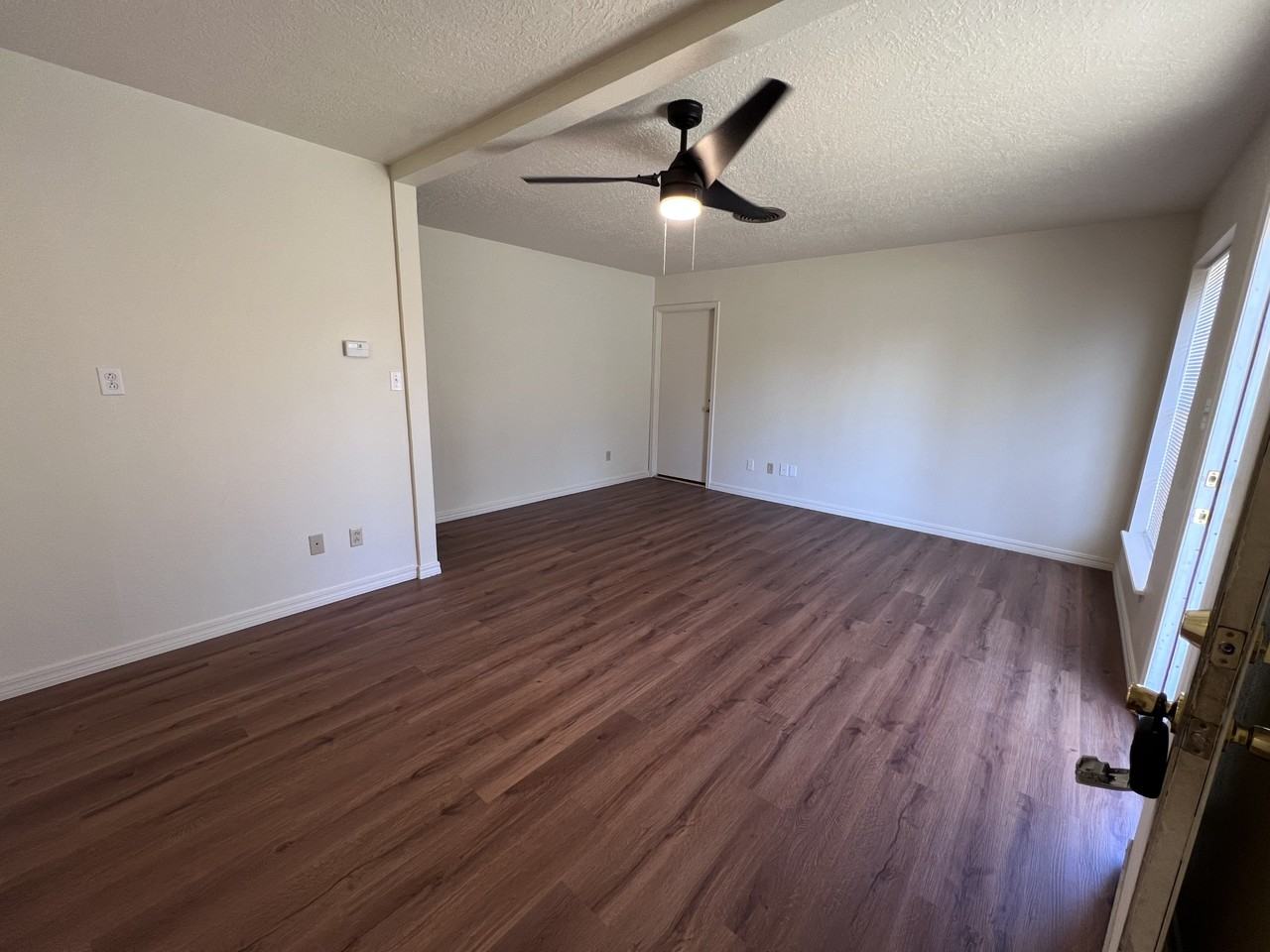 820 Richmond Dr #1 - Photo 2 of 18