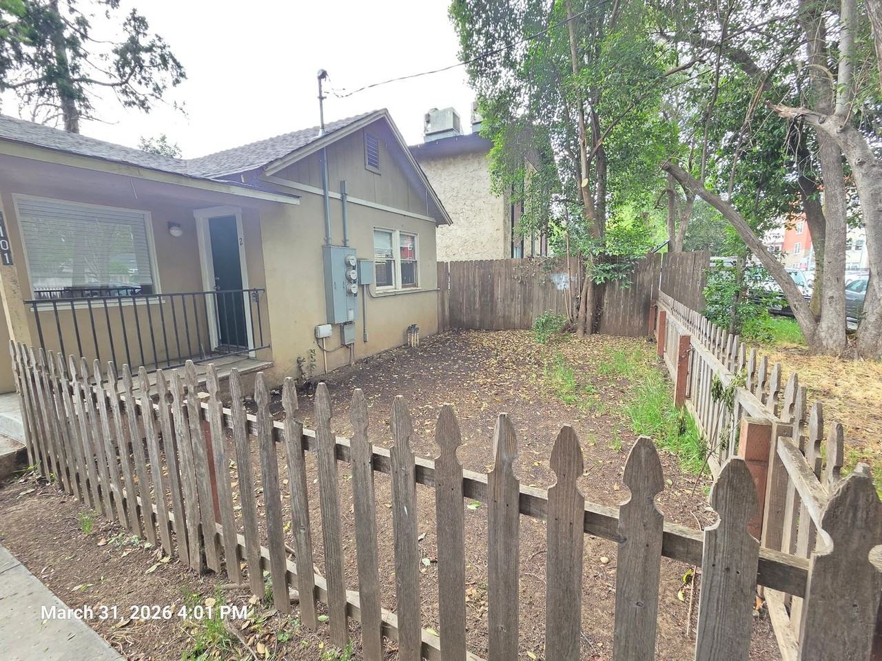 1101 Columbus Ave - Photo 2 of 10