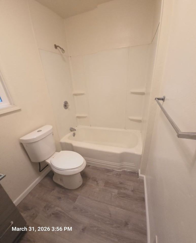 1101 Columbus Ave - Photo 6 of 10