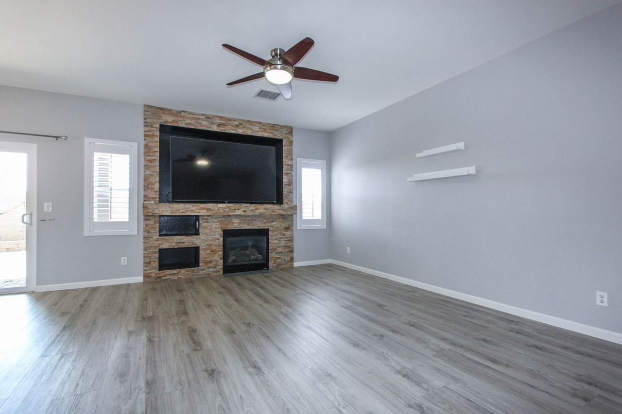 13007 E Madrid St - Photo 3 of 21