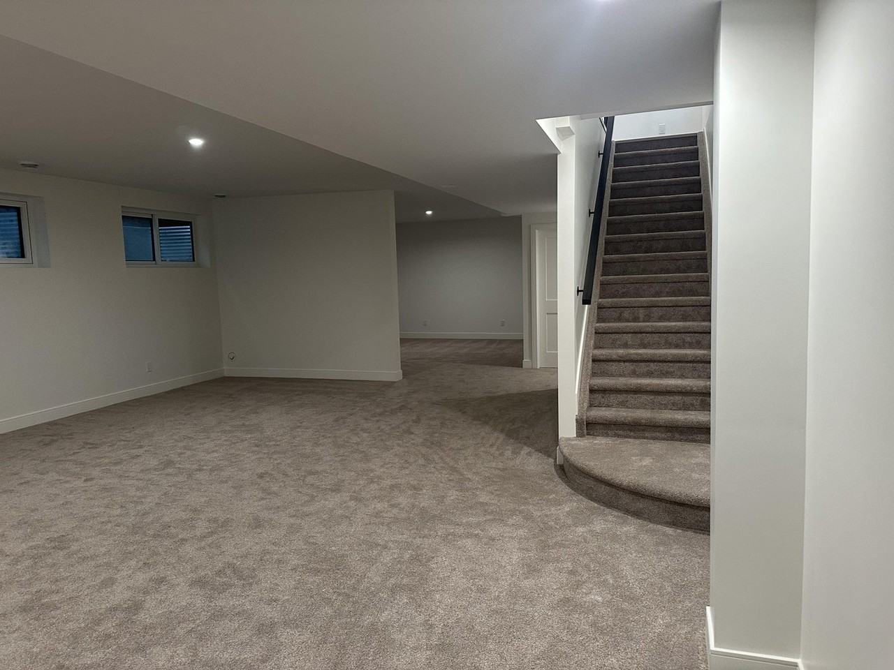 9851 78 Ave Nw - Photo 5 of 29