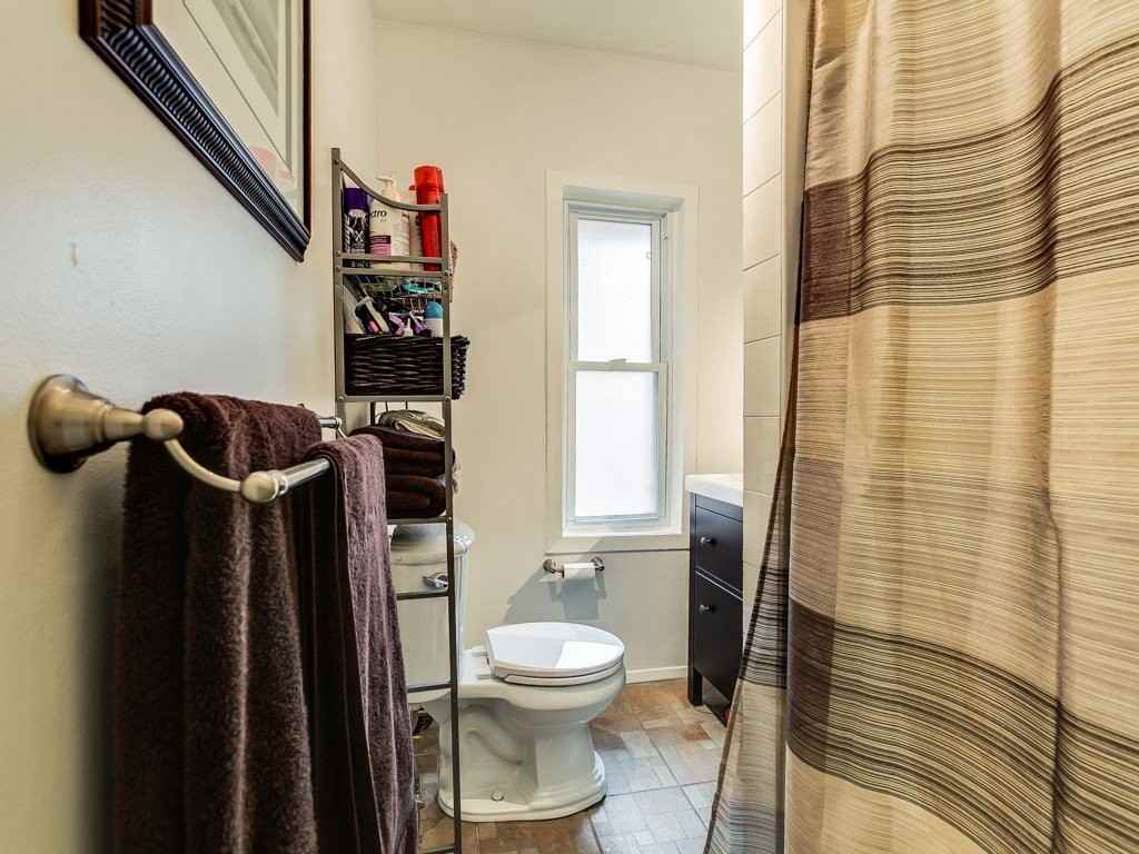 115 Arlington Ave - Photo 5 of 10