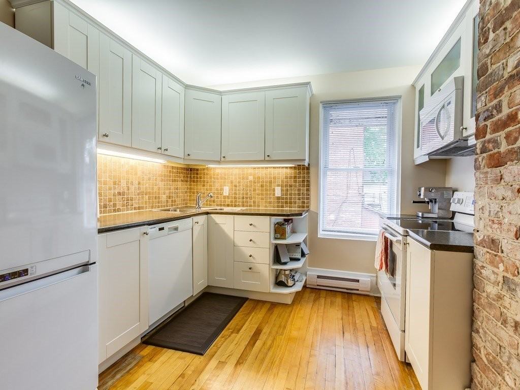 115 Arlington Ave - Photo 6 of 10