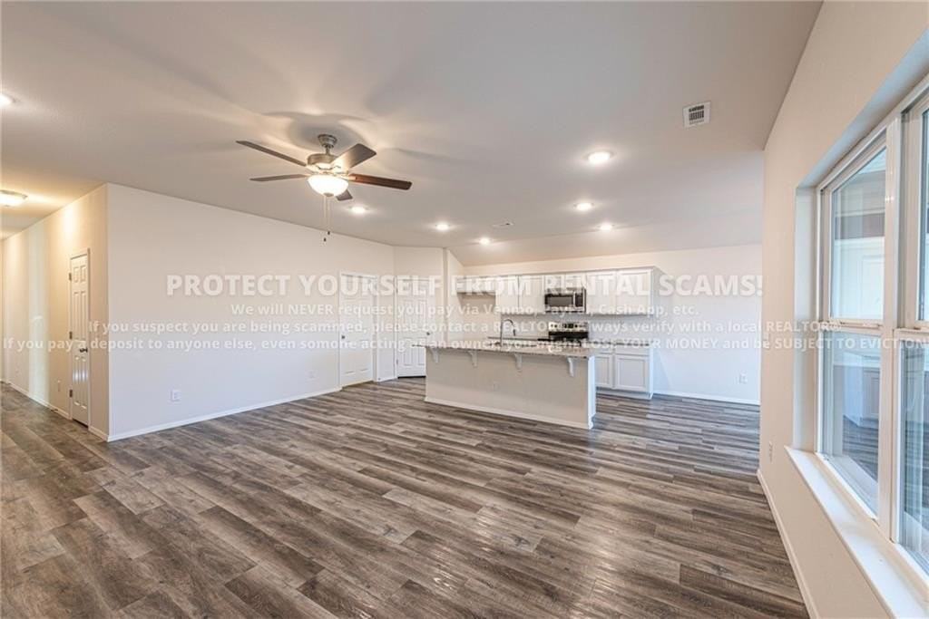 916 E Bunting St - Photo 4 of 16