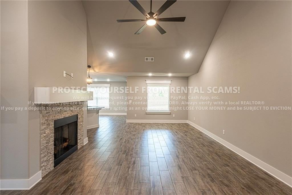 45 W Pitts St - Photo 4 of 22